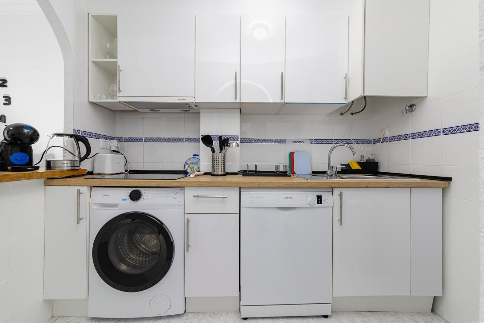 Calle Concordia 86, Two Bedroom Apartment, Up To 6 Guests, Near Del Cura Beach,Supermarket Mercadona And Central Bus Station Torrevieja Exterior foto